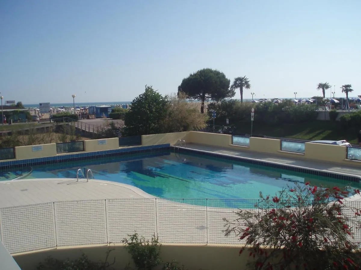 Precious Apartment In Residence With Swimming Pool Bibione